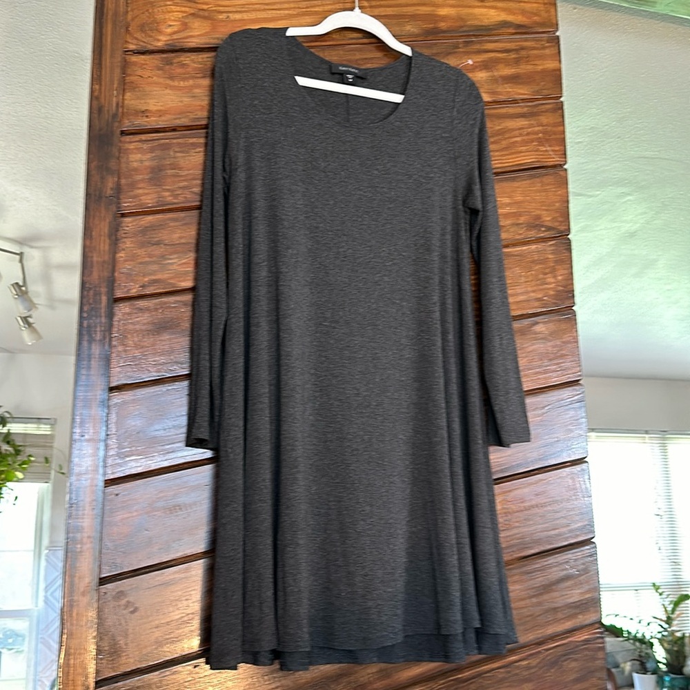 Karen Kane long sleeve dress size medium